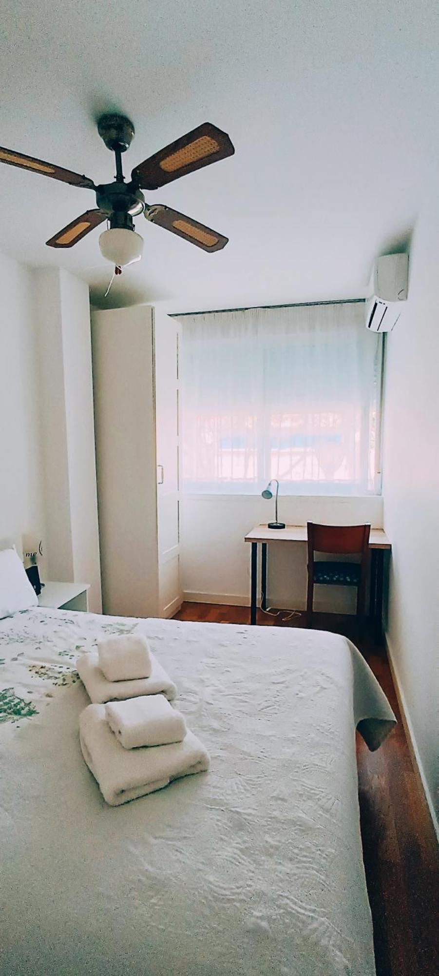 Bolivia Beach Apartments มาลากา ภายนอก รูปภาพ