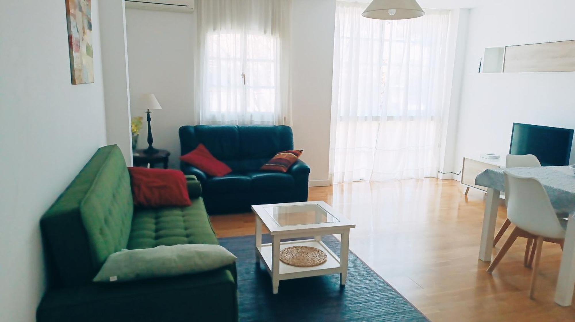 Bolivia Beach Apartments มาลากา ภายนอก รูปภาพ
