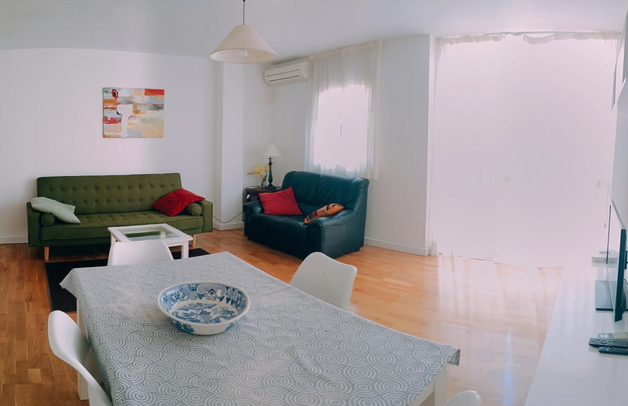 Bolivia Beach Apartments มาลากา ภายนอก รูปภาพ